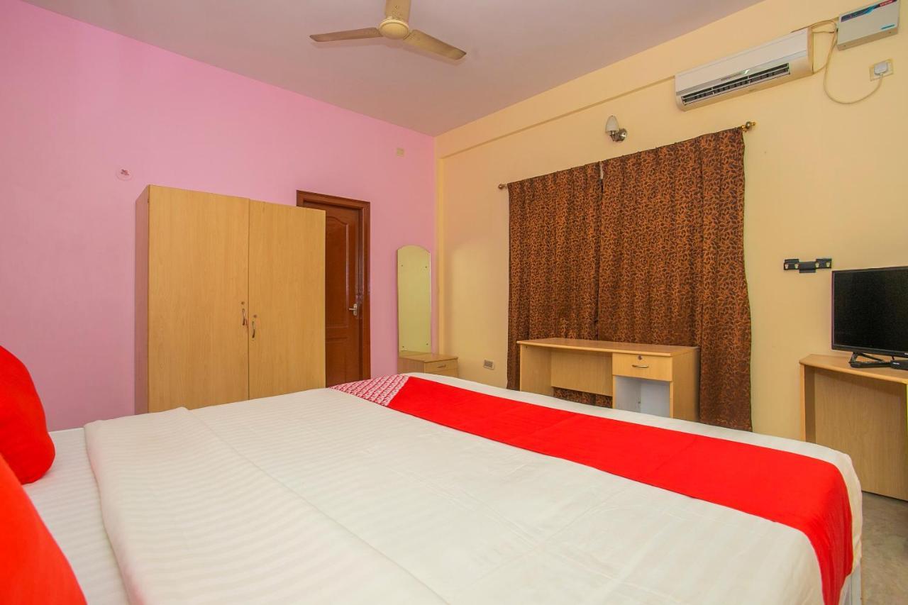 Capital O 5379 The Roy Grand Inns Bangalore Buitenkant foto